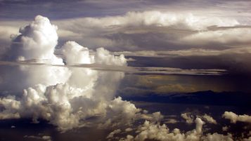 Kurt Wieser Fotos Über den Wolken